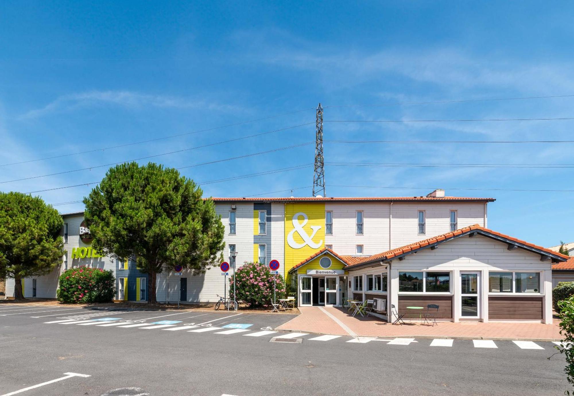 B&B Hotel Narbonne 1 Bagian luar foto